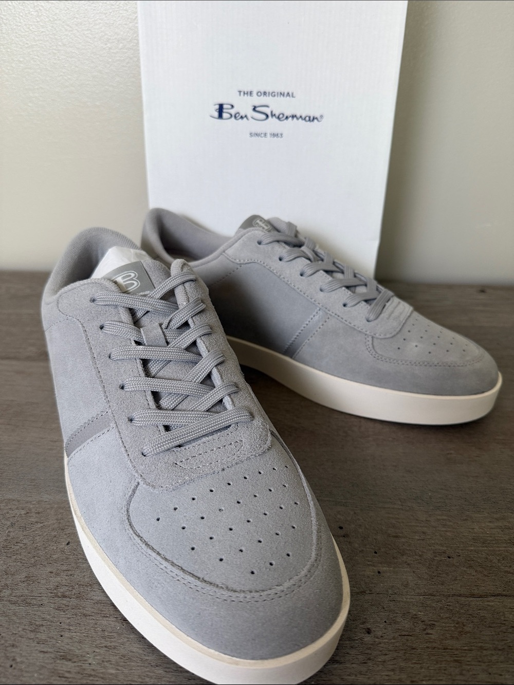 Ben Sherman Light Gray Suede Low-Top Sneakers